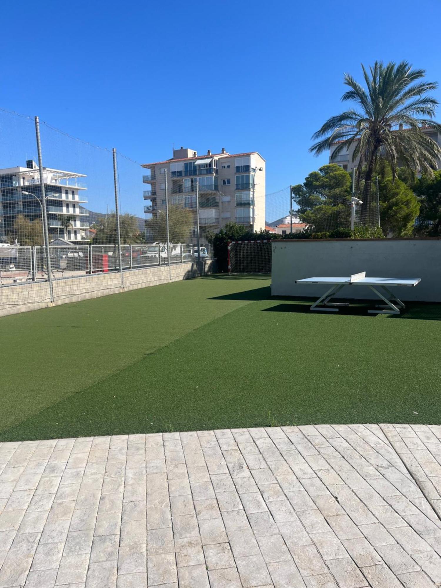 Atico En Port Gran Roses Apartment Exterior foto