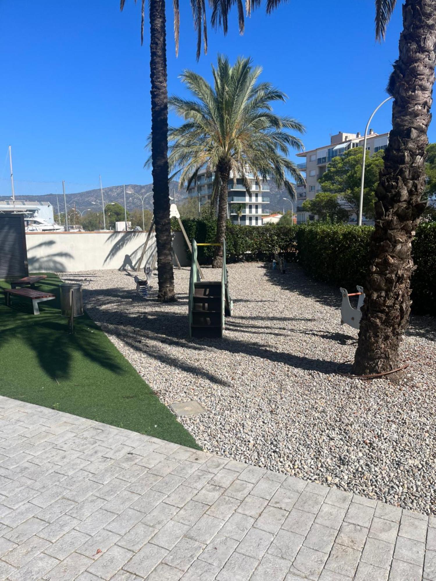 Atico En Port Gran Roses Apartment Exterior foto